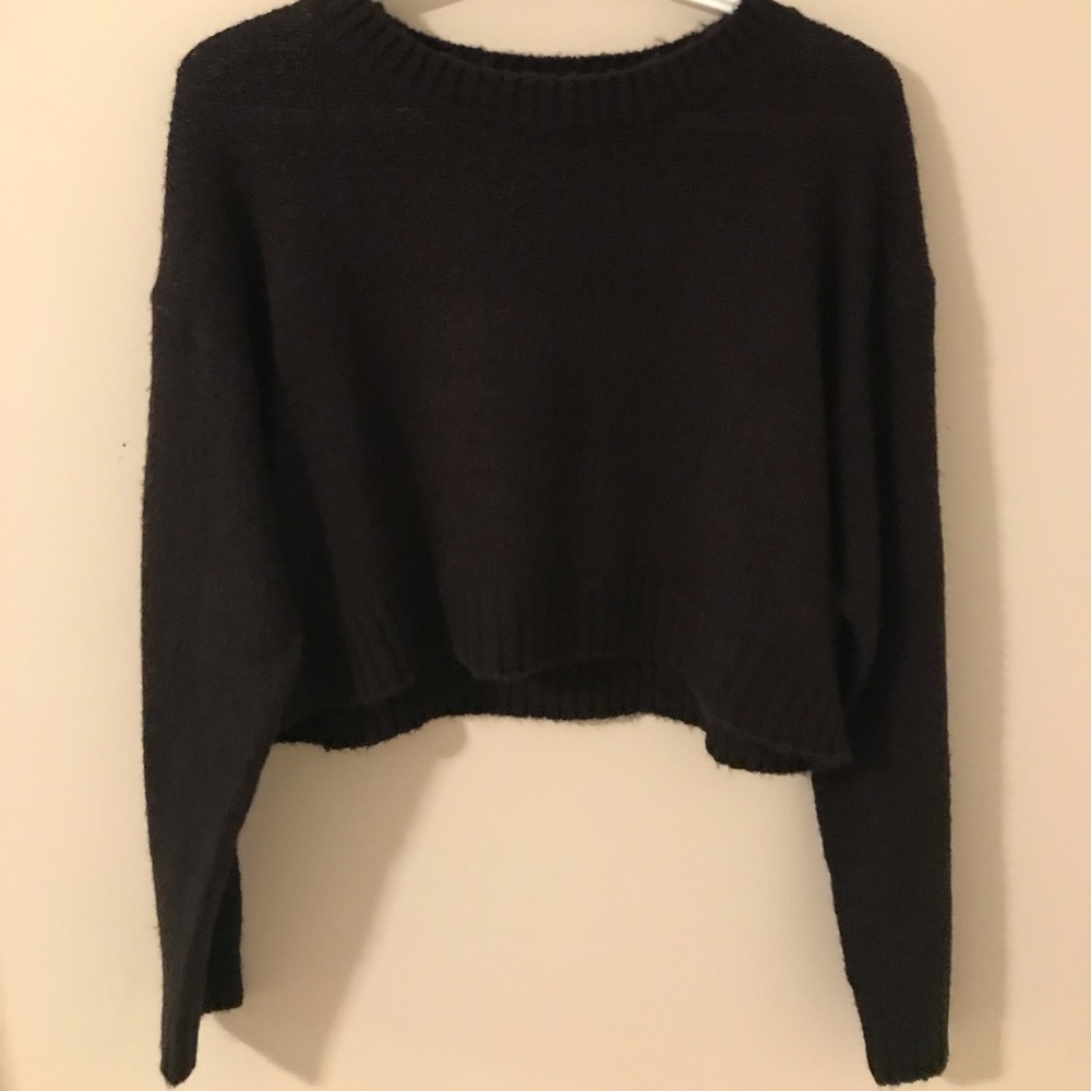 CROPPED SWEATER